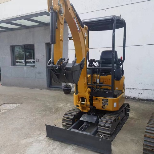 Is the XCMG 17U the Best Budget Micro Excavator for International Buyers? 1 17U正面