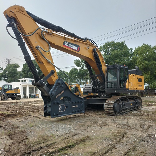 How to Save on Heavy Machinery: Used XCMG Excavators Like XE650GK and XE550DK in Great Condition 2 650GK侧面1