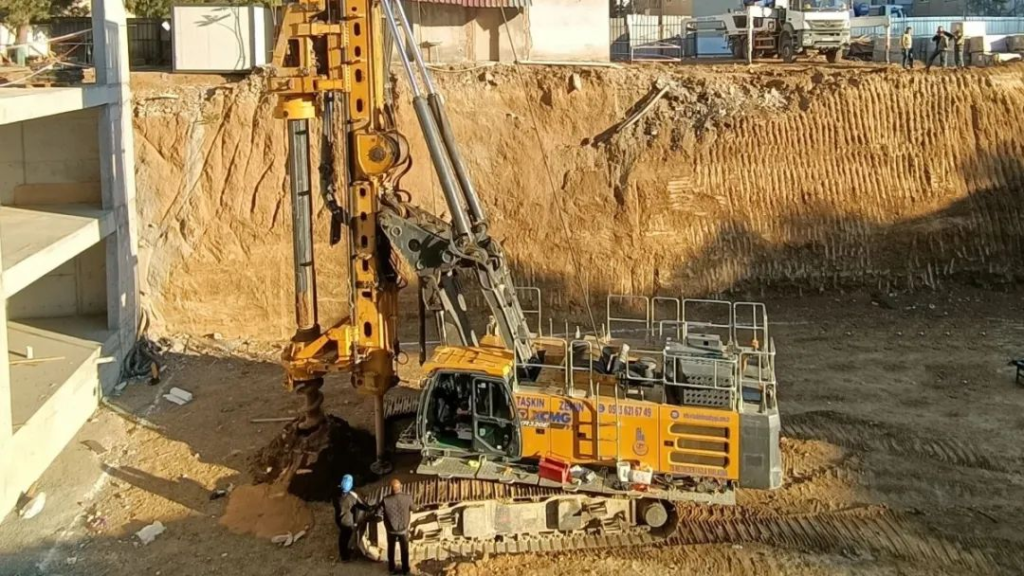 Building Global Legacies: XCMG Excavators Power Europe’s Underground Challenges & North America’s Sky-High Ambitions 3 image 11