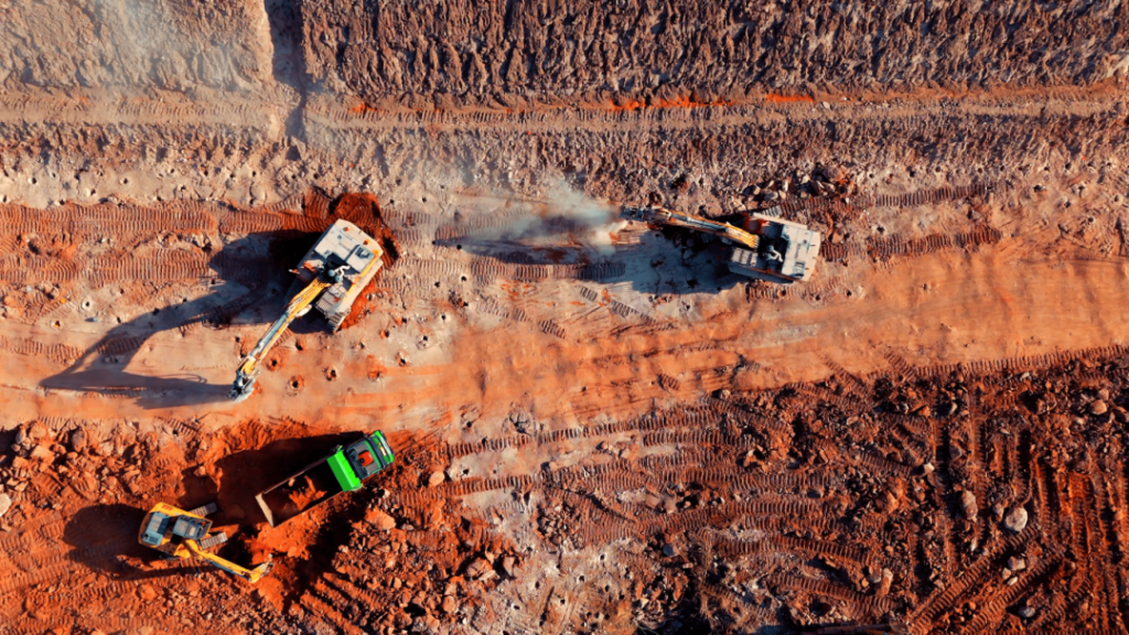 XCMG Excavators Power Key National Traffic Project in Guixi 3 640 2