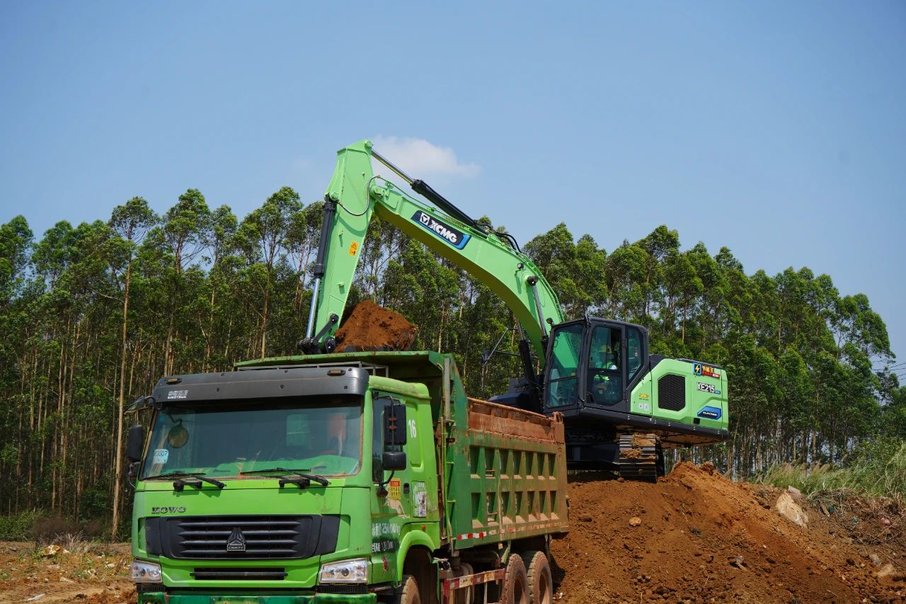 Exploring the Versatility of XCMG Excavators: A Comprehensive Guide to Small, Medium, and Large Excavators for Every Construction Need 2 2