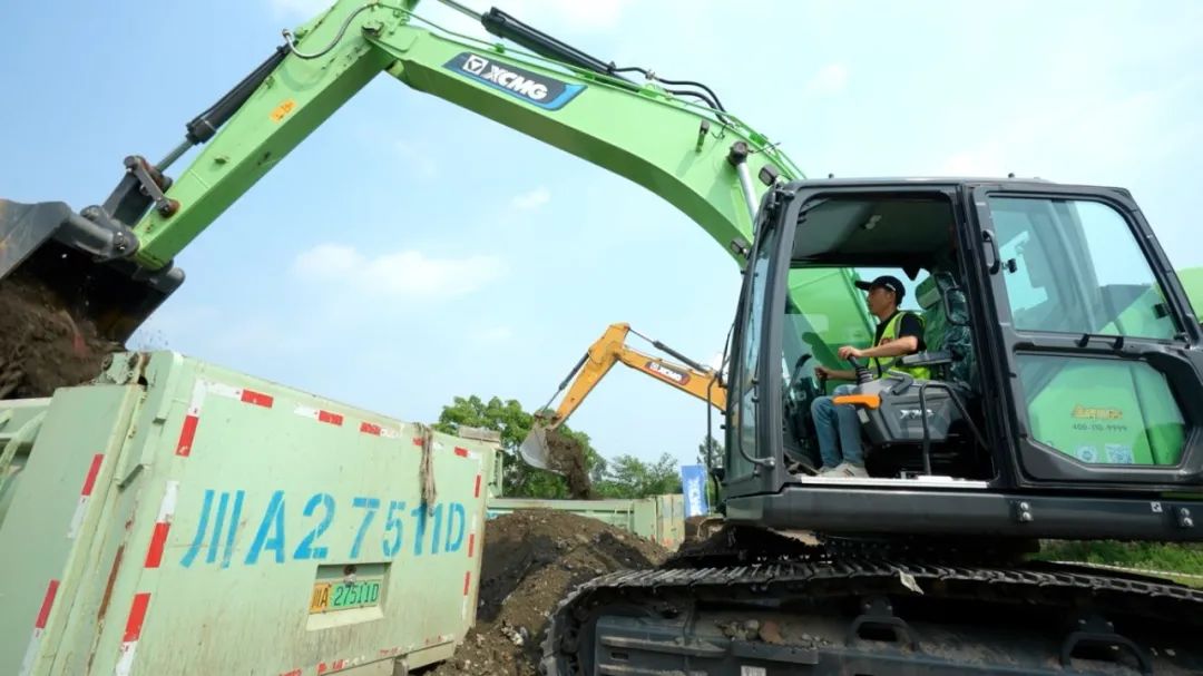 Exploring the Versatility of XCMG Excavators: A Comprehensive Guide to Small, Medium, and Large Excavators for Every Construction Need 1 640 2