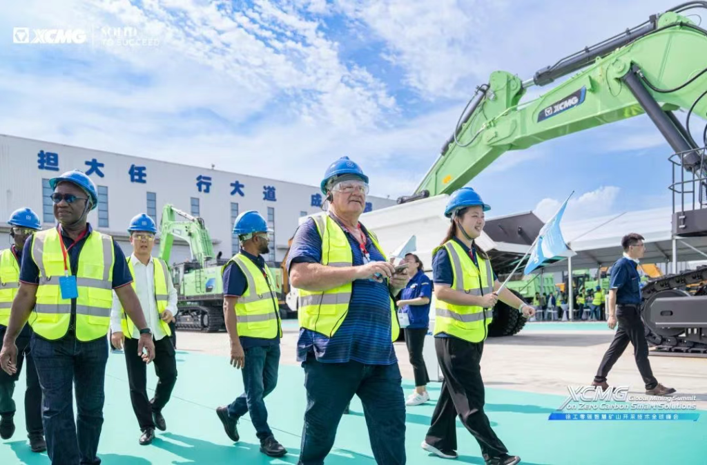 XCMG Gathers Global Mining Leaders at Zero-Carbon Summit, Unveiling Future of Intelligent Mining 13 image 4