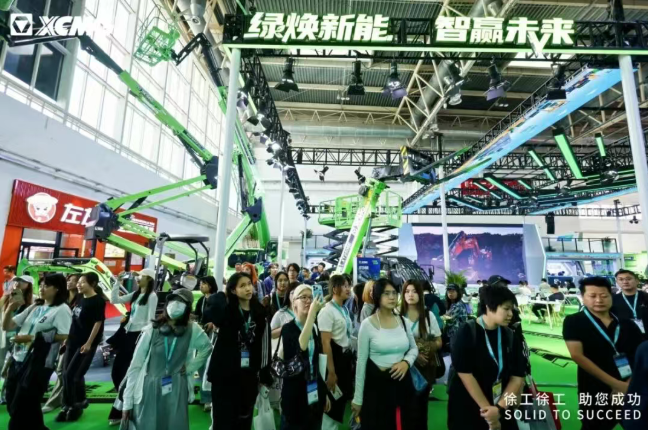 Компания XCMG на выставке BICES 2025 представила решения, основанные на сценариях, которые способствуют успеху глобальных клиентов 5 изображение 6