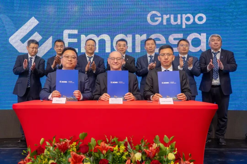 XCMG Chairman’s South America Tour: Deepening Local Partnerships with a Long-Term Vision for Globalization 8 الصورة 6